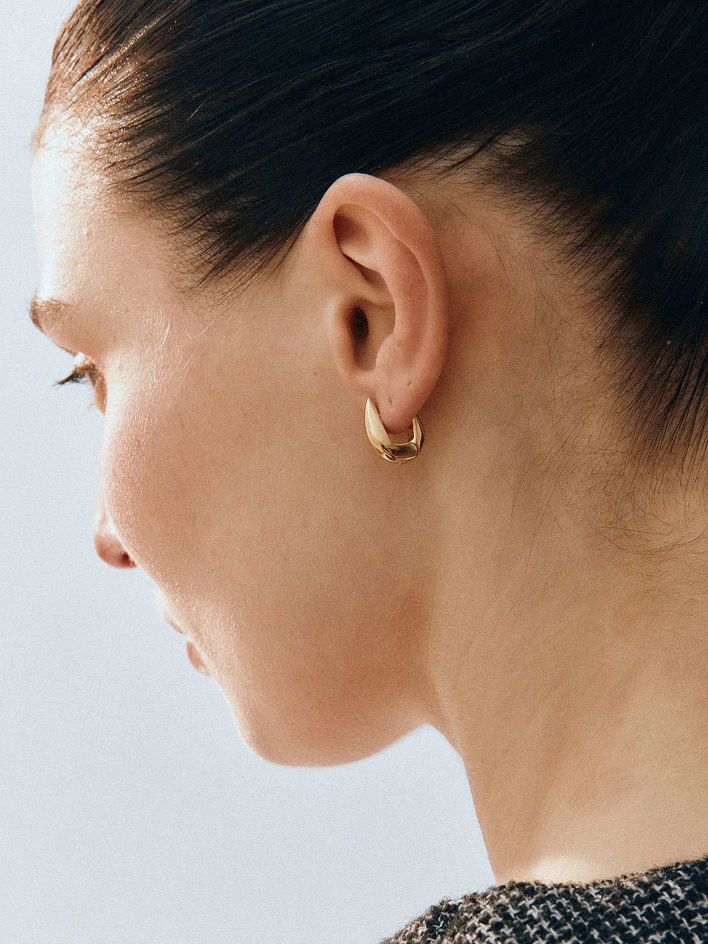 EDBLAD | Ohrringe CREST HOOPS Small Gold | 
